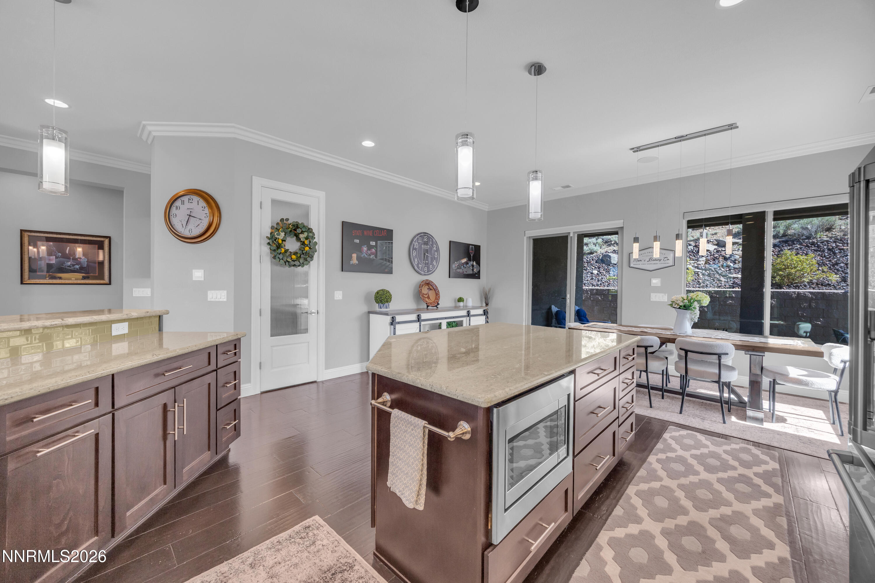 2183 Canterbury Lane