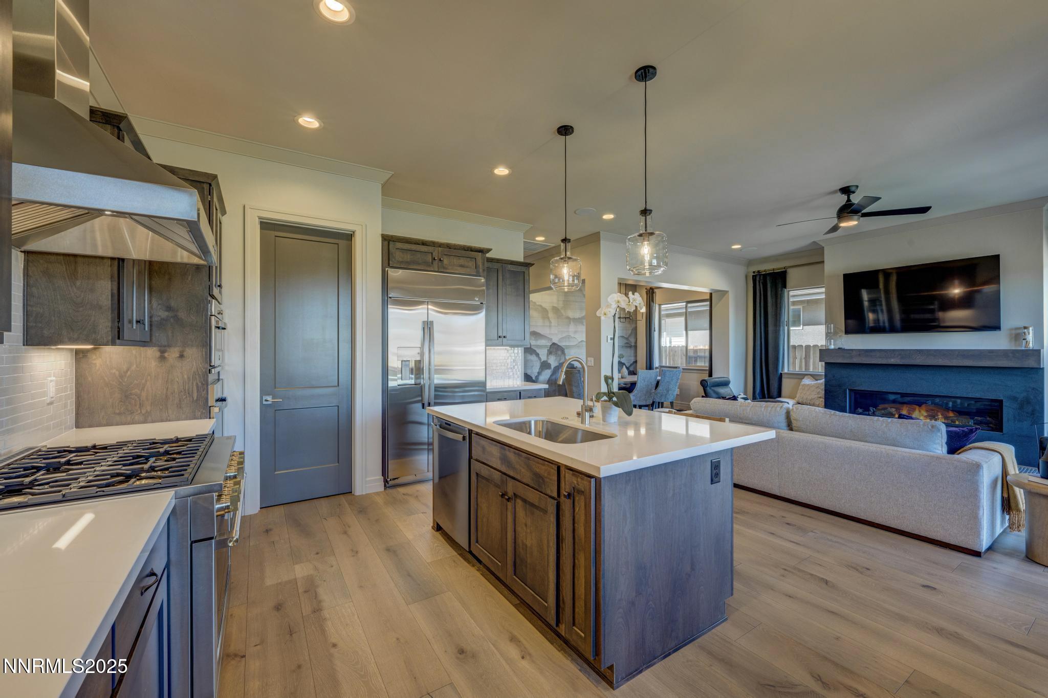 4074 Cambria Loop