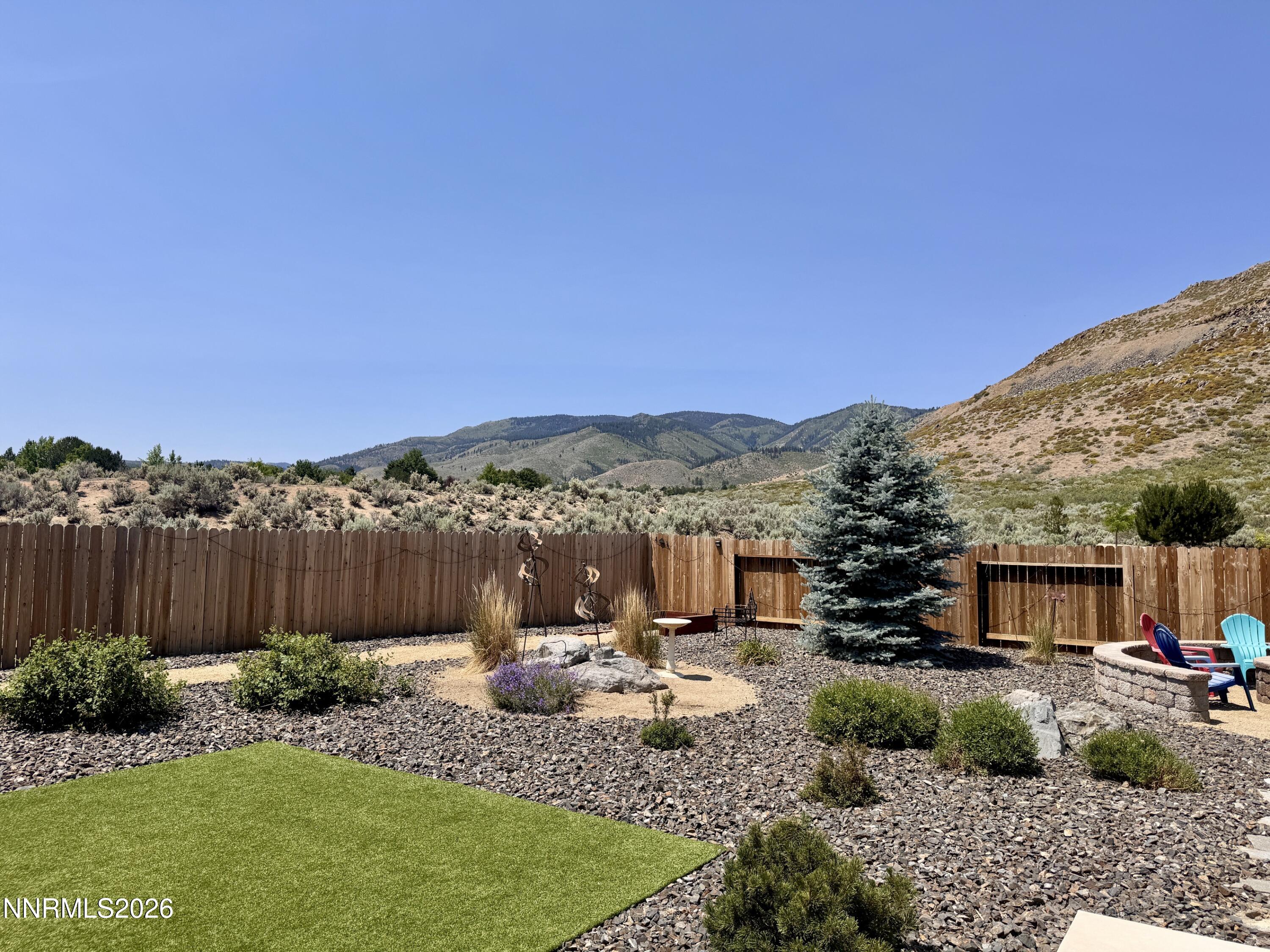 1727 Vineyard Way