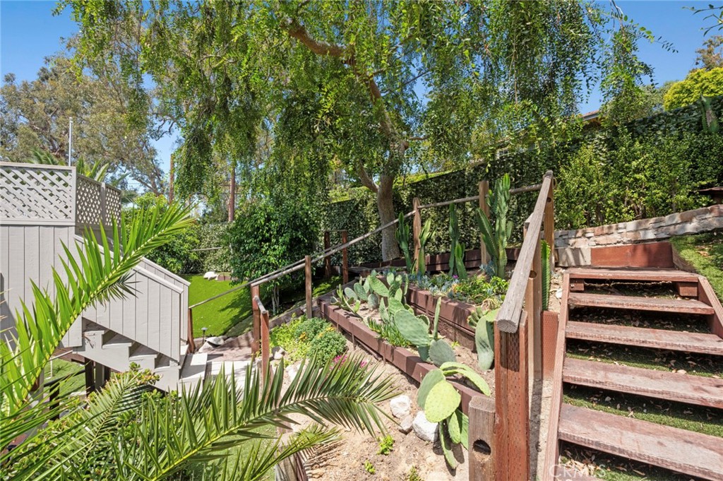 1108 Keller Way