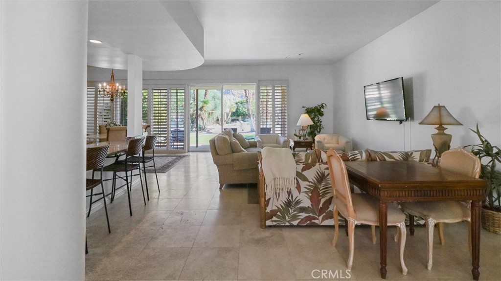 76975 Robin Drive