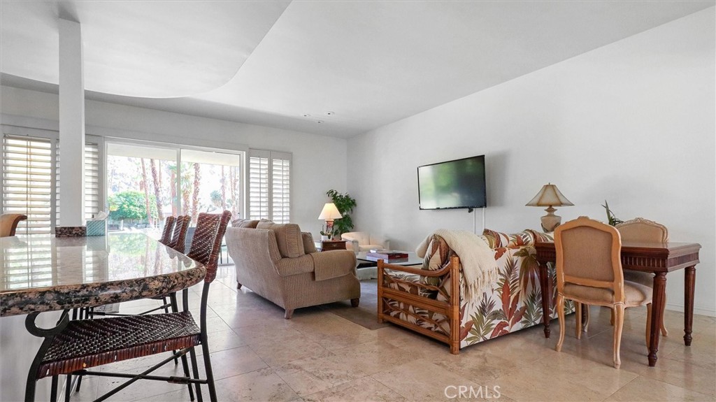 76975 Robin Drive