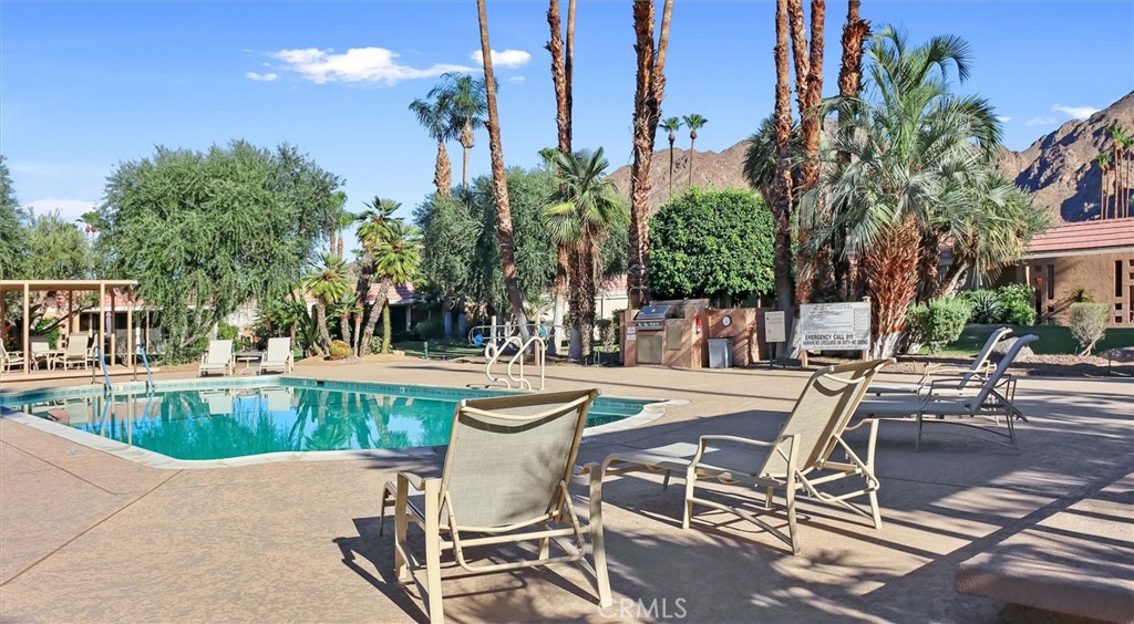 76975 Robin Drive