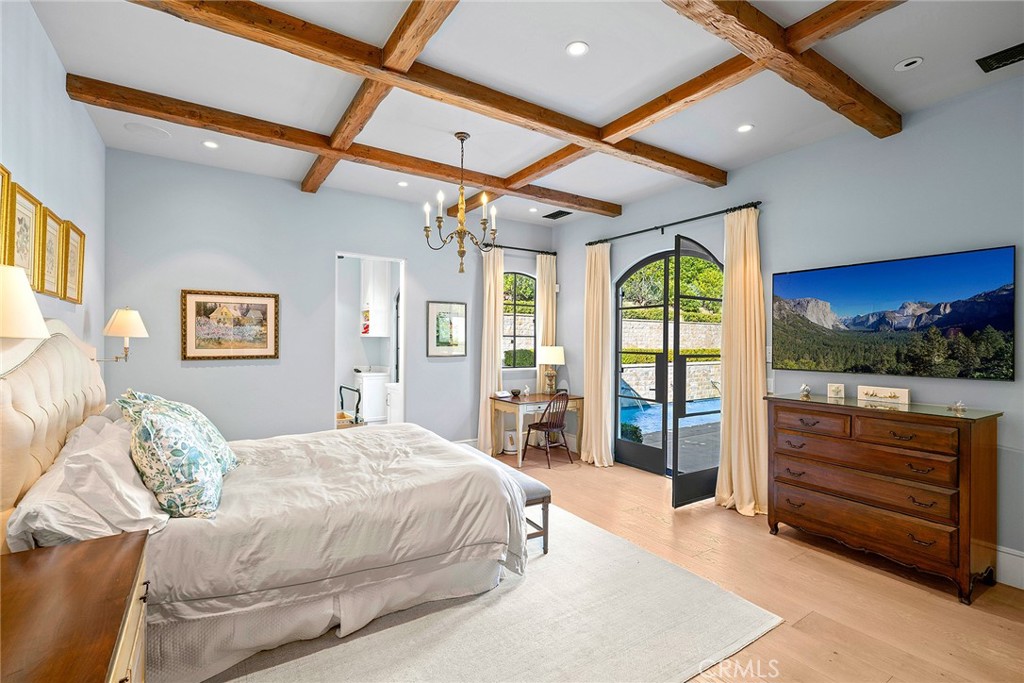 7 Oakmont Lane