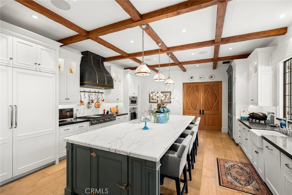 7 Oakmont Lane