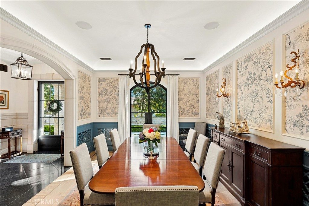 7 Oakmont Lane
