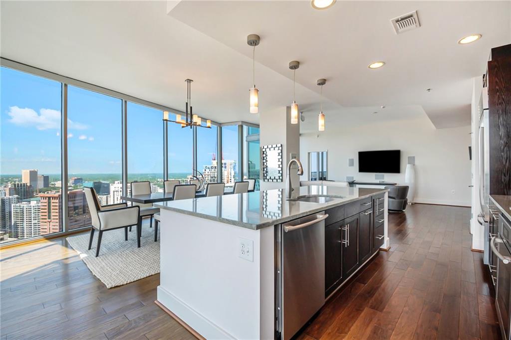 1080 Peachtree Street NE Unit 3310