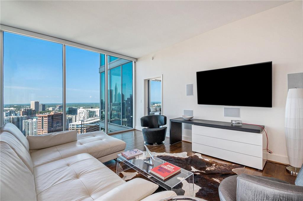 1080 Peachtree Street NE Unit 3310
