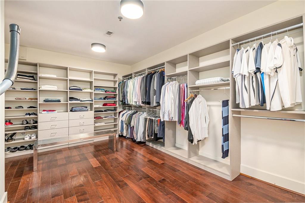 1080 Peachtree Street NE Unit 3310