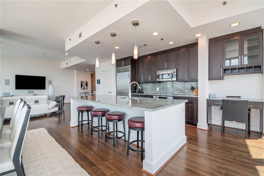1080 Peachtree Street NE Unit 3310