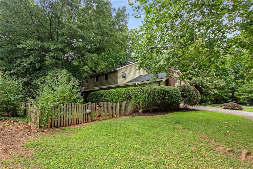 4576 Holliston Road