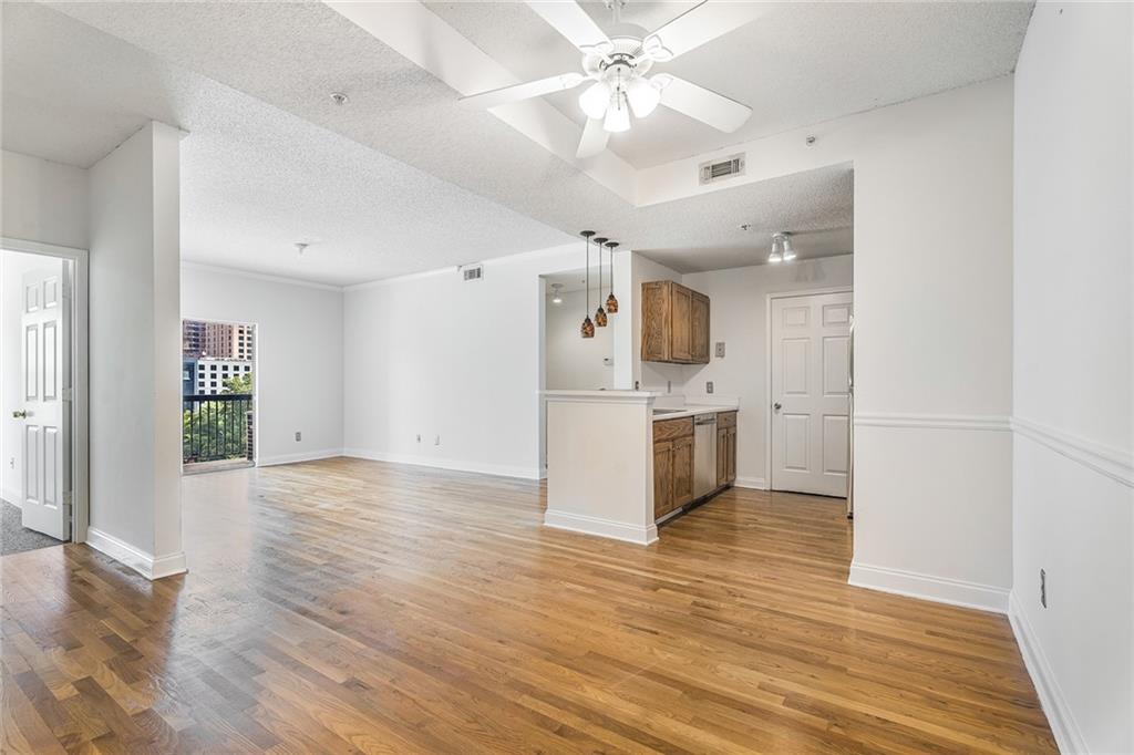 1074 Peachtree Walk Alley NE Unit B403