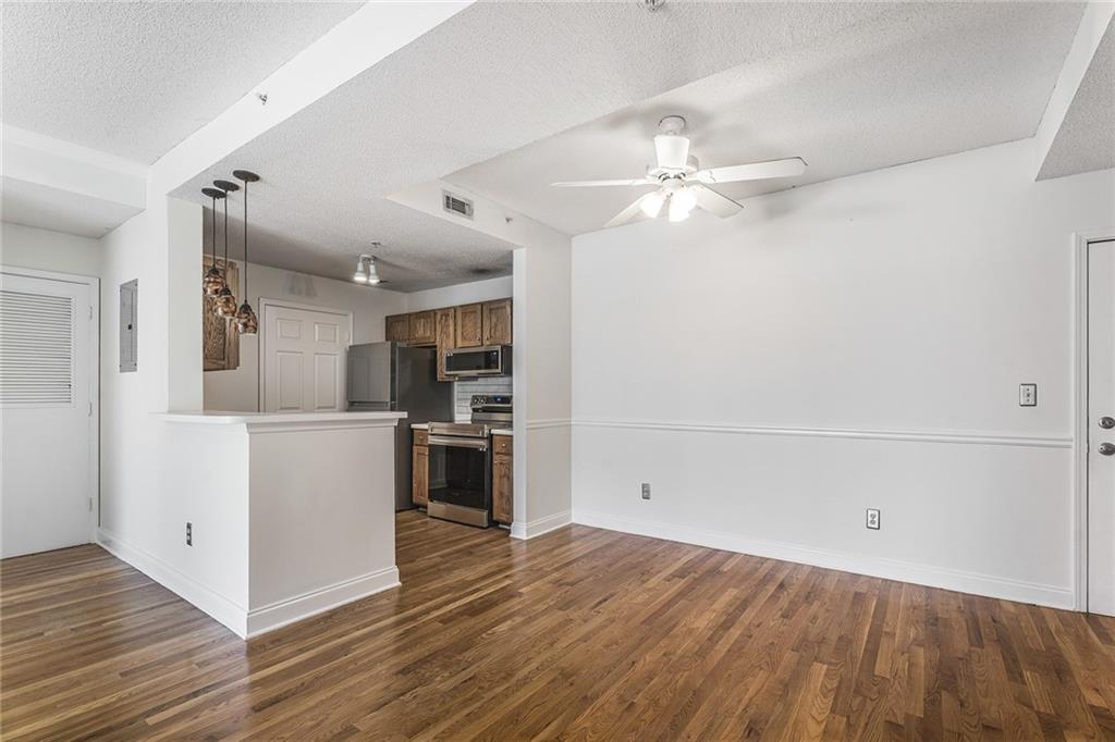 1074 Peachtree Walk Alley NE Unit B403
