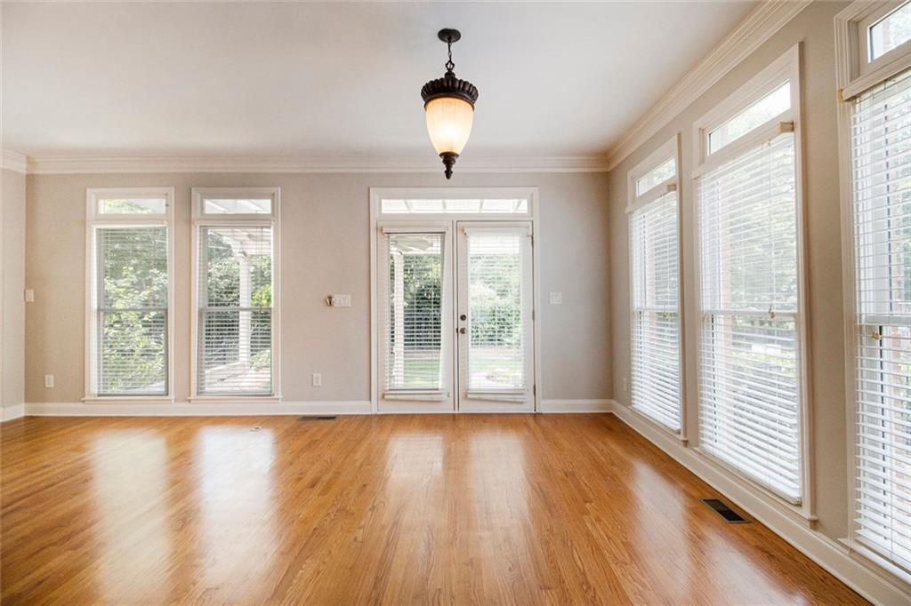 5575 Julian Place
