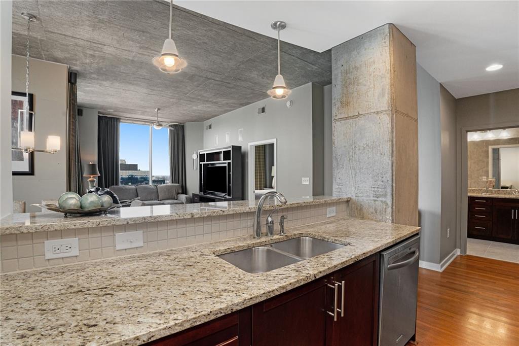 855 Peachtree Street NE Unit 3202