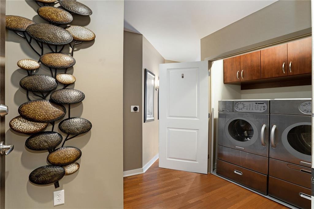 855 Peachtree Street NE Unit 3202