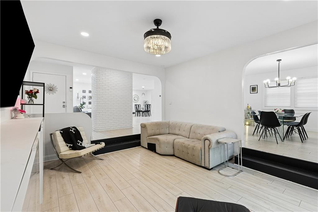700 Cedar Knoll Drive