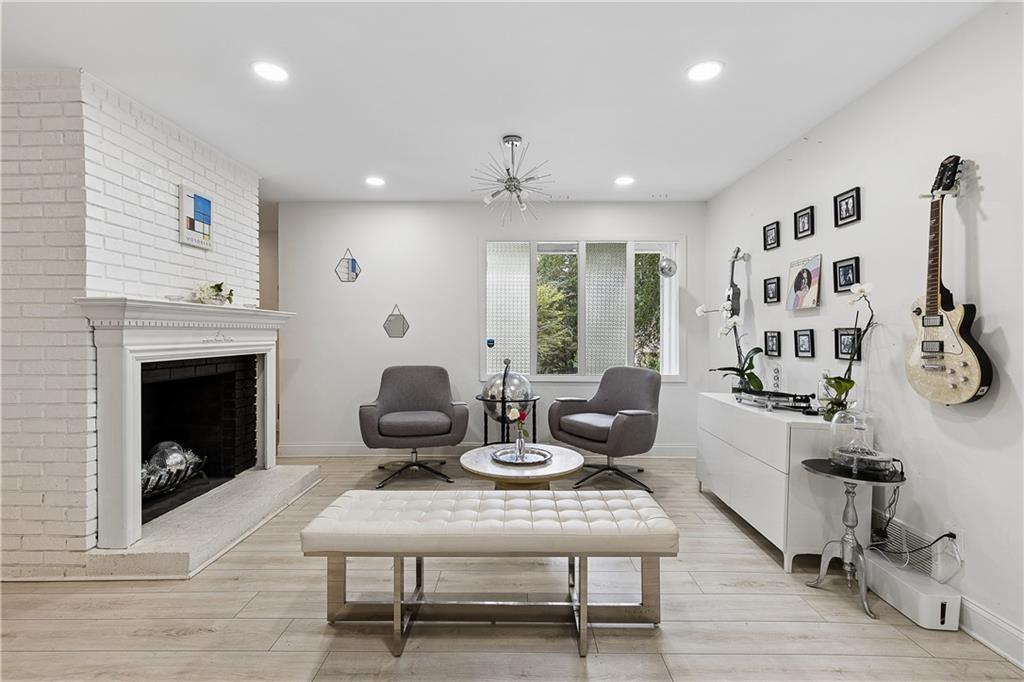 700 Cedar Knoll Drive