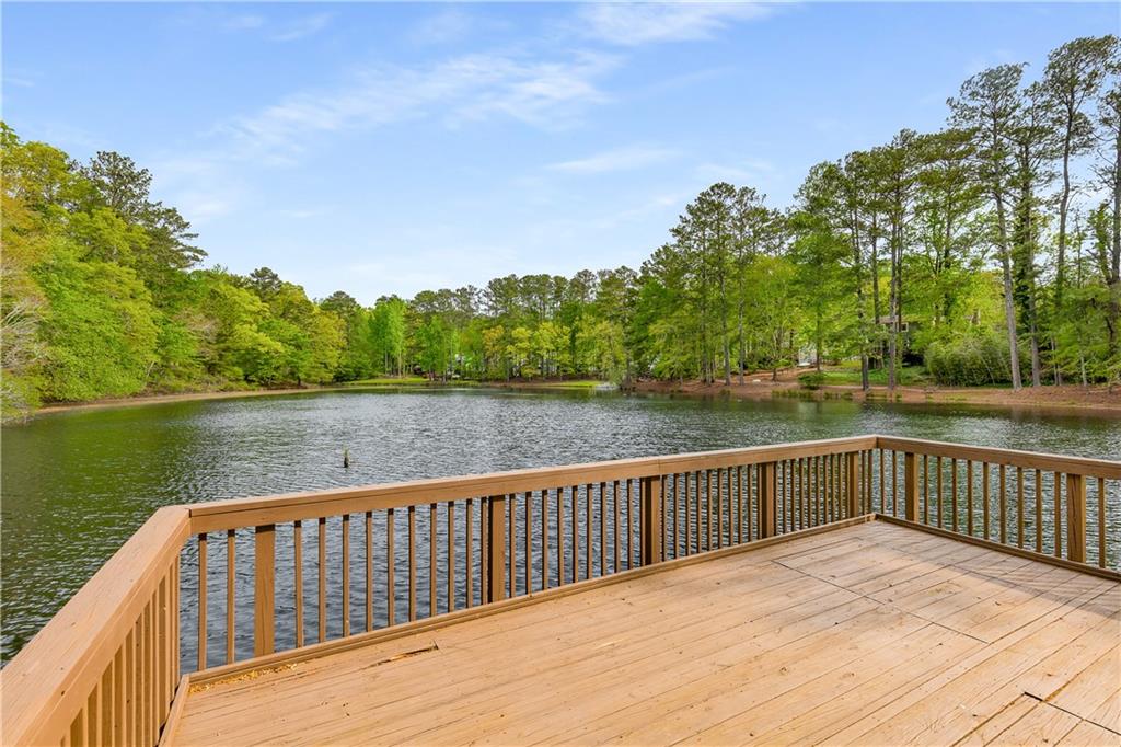 700 Cedar Knoll Drive