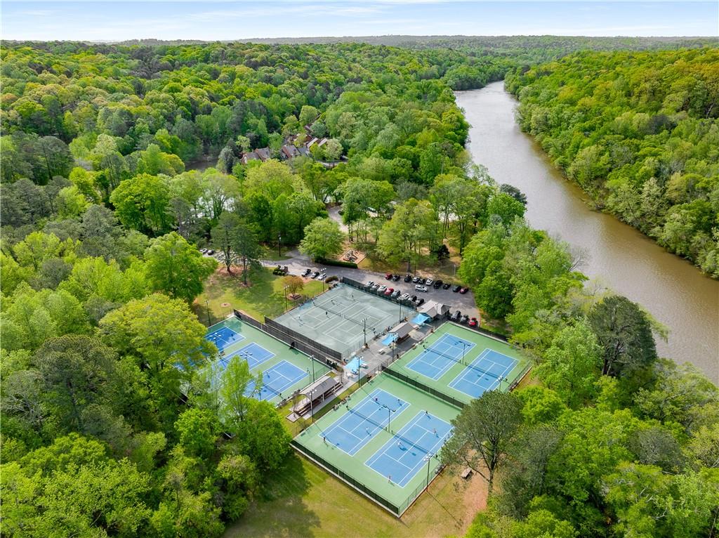 700 Cedar Knoll Drive