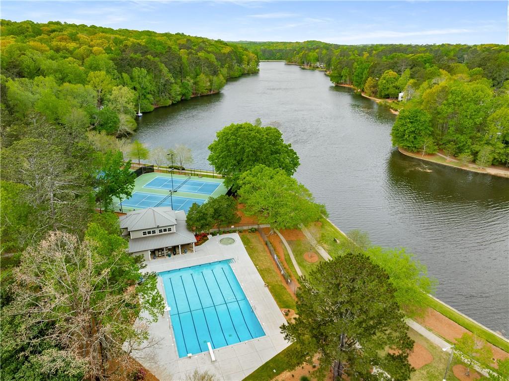 700 Cedar Knoll Drive