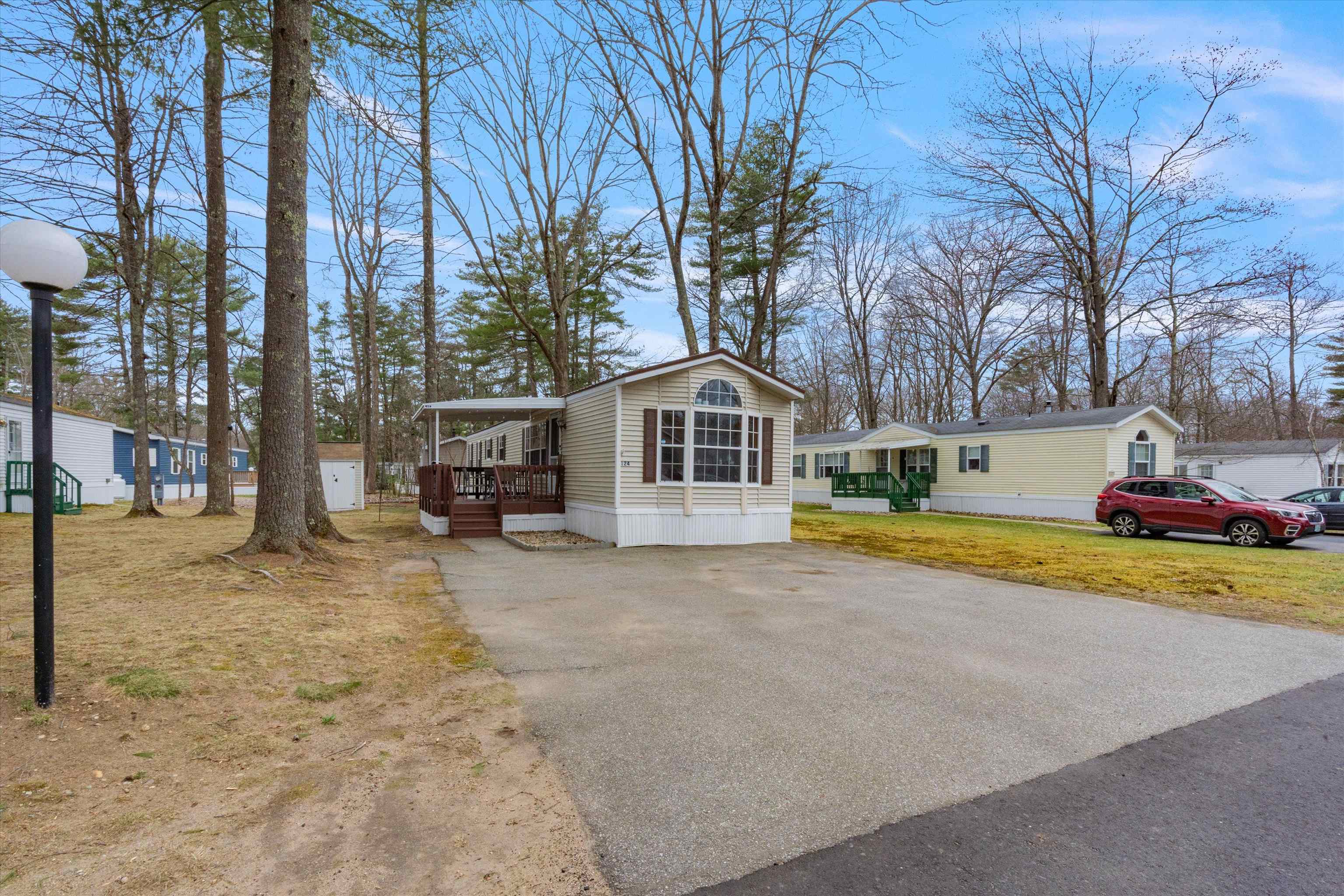 124 Colonial Village
