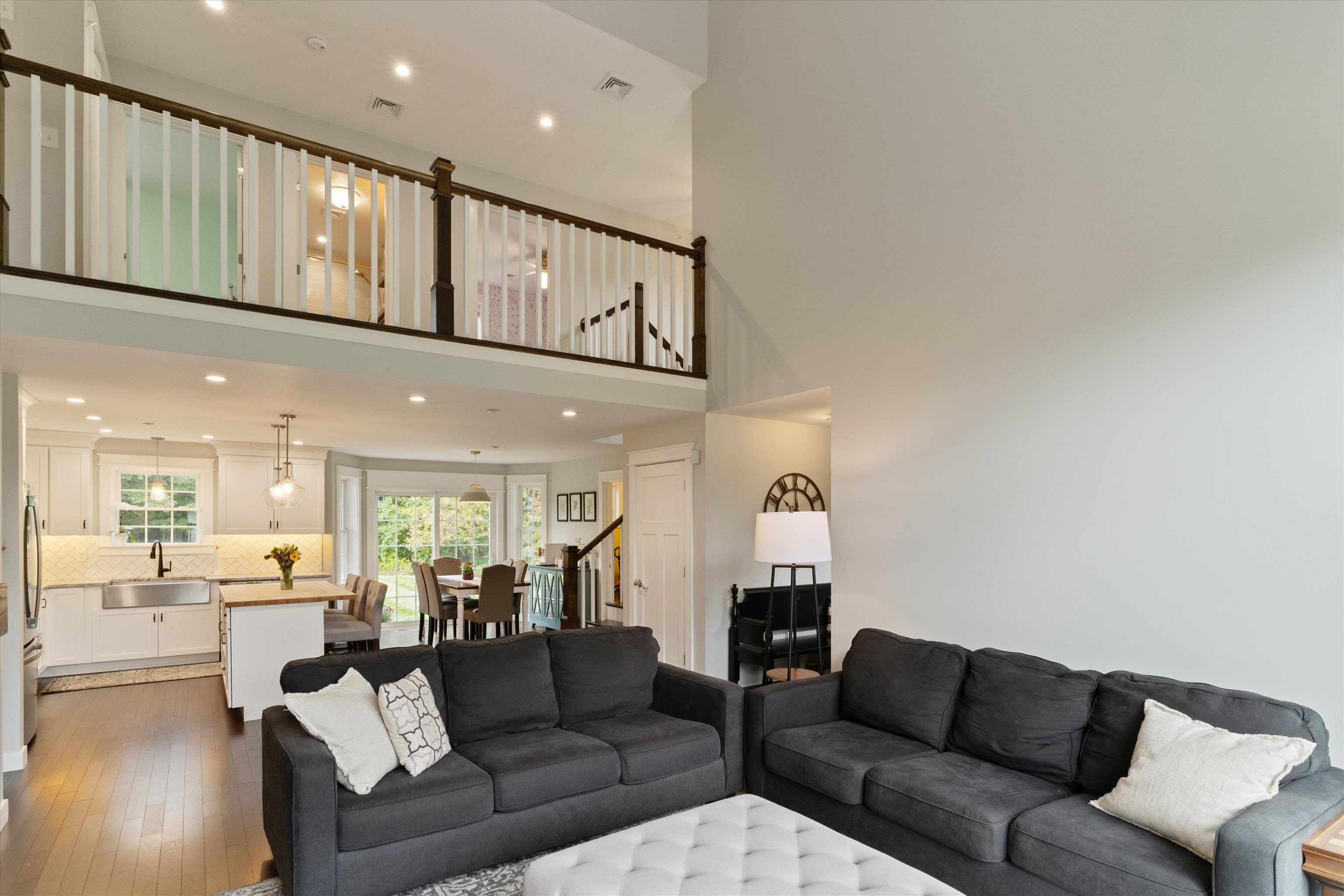 6 Beaver Lake Road
