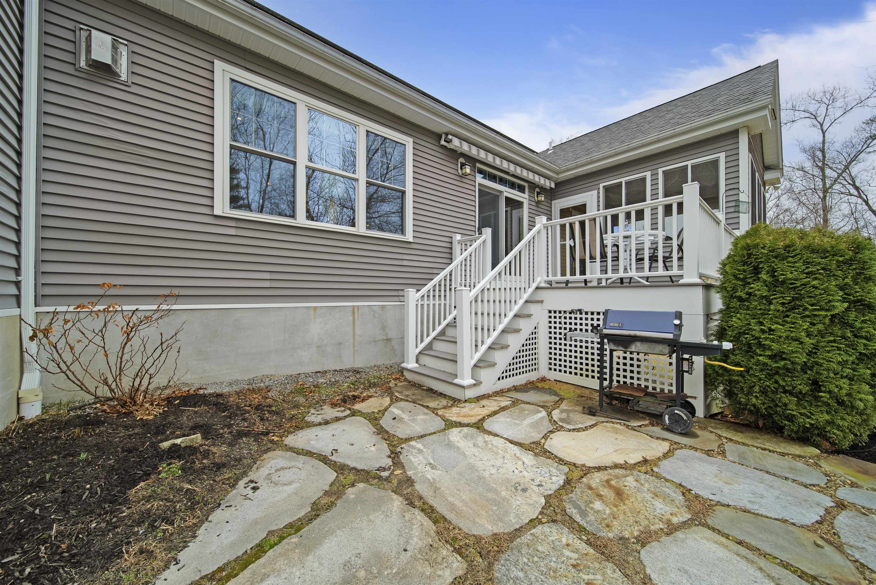 10 Prescott Heights Road