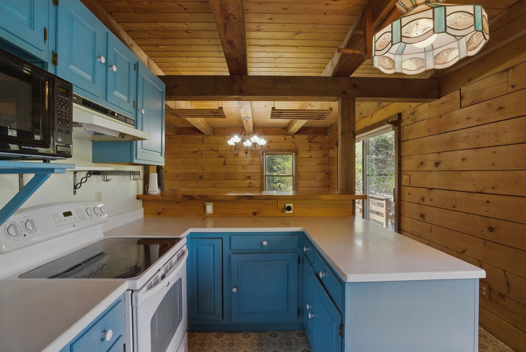 59 Horace Greeley Road Unit: 10-56-04