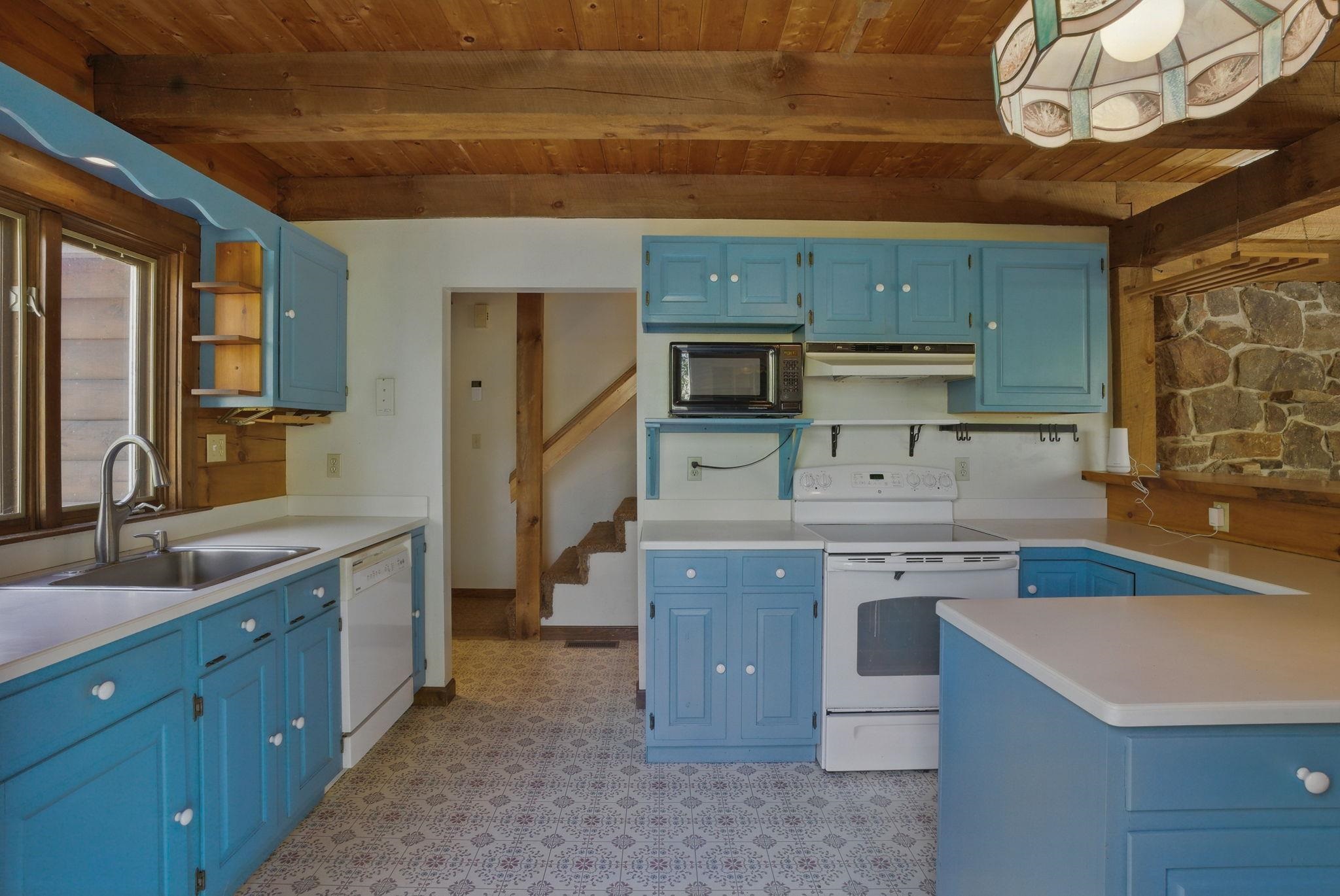59 Horace Greeley Road Unit: 10-56-04