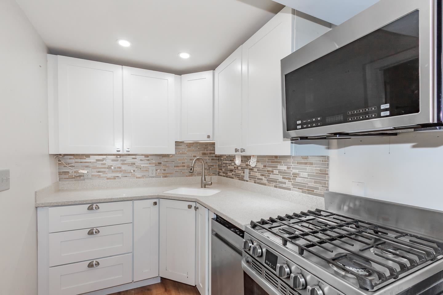 29 Lounsbury Lane