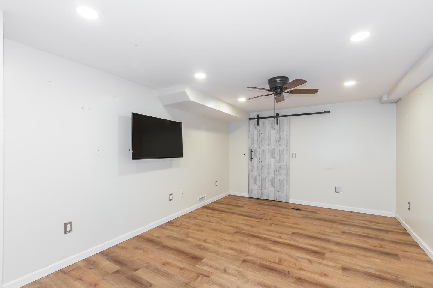 29 Lounsbury Lane