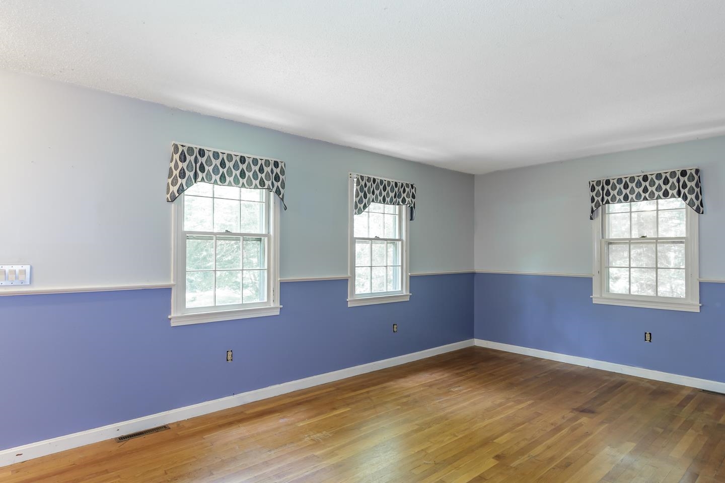 29 Lounsbury Lane