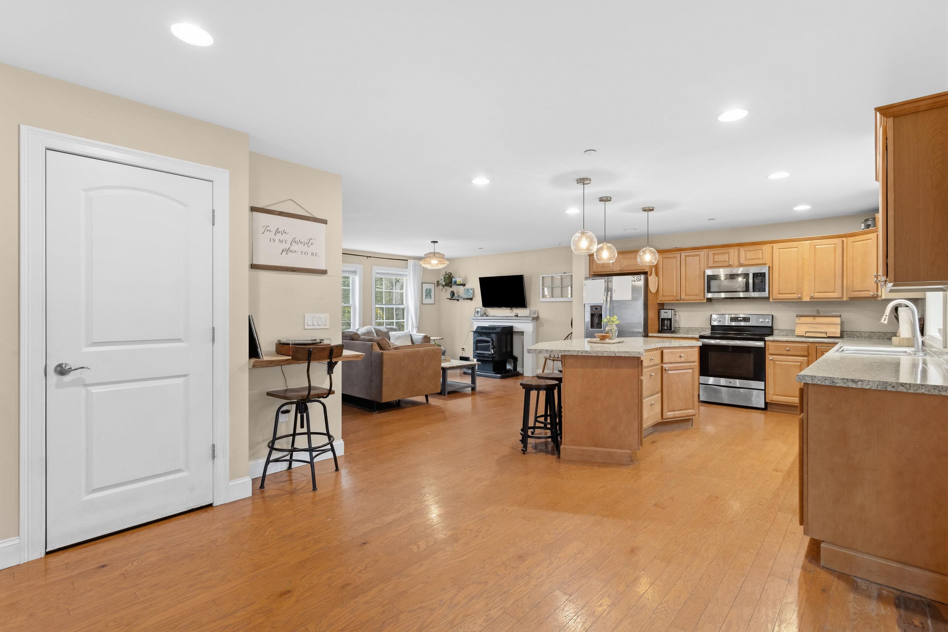 28 Dougherty Lane