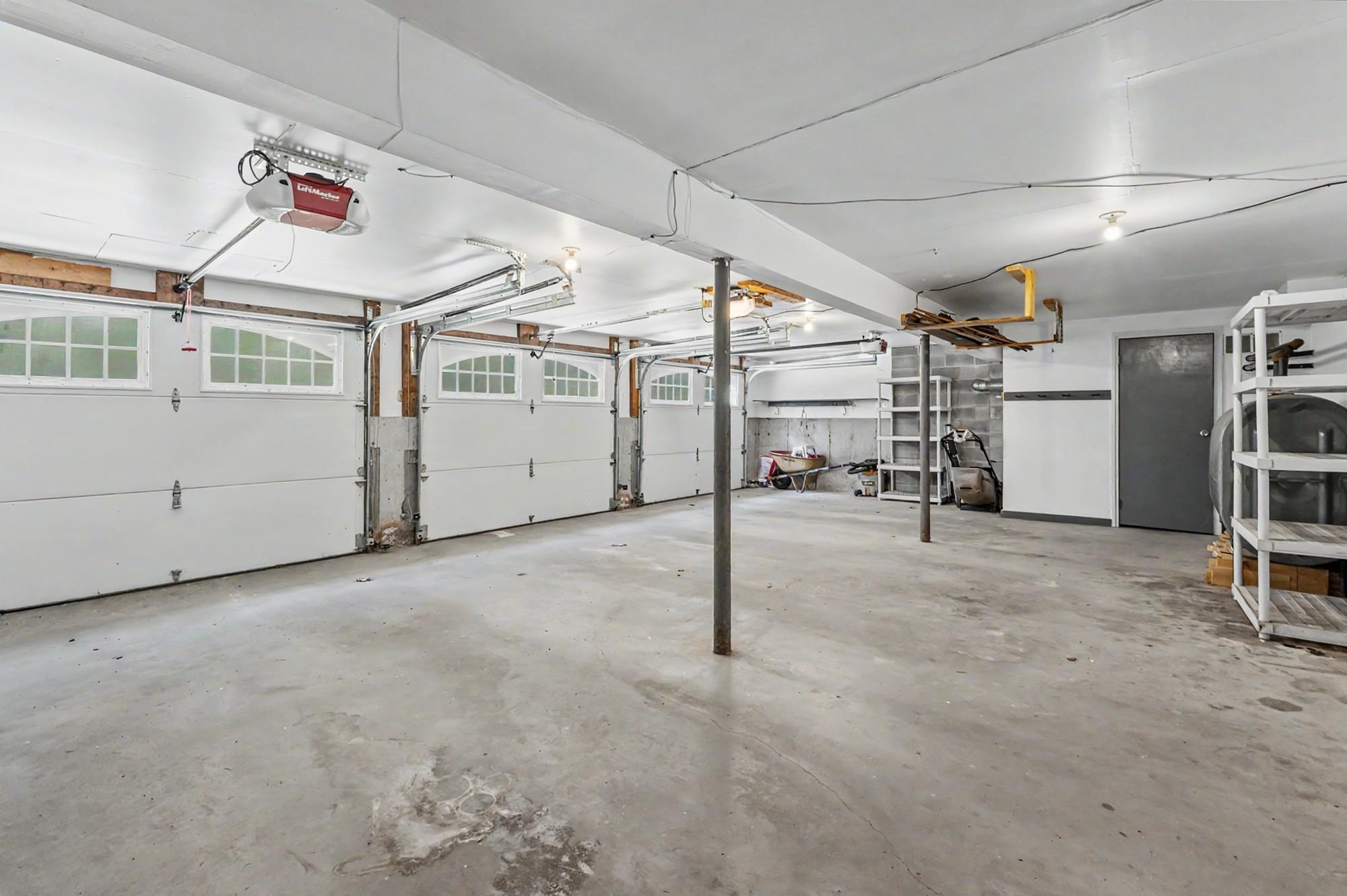 10 Fox Den Road
