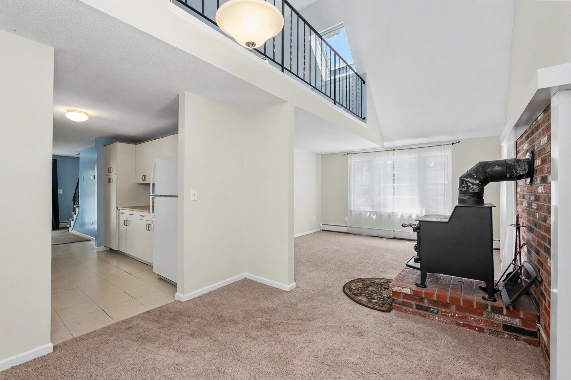 10 Fox Den Road