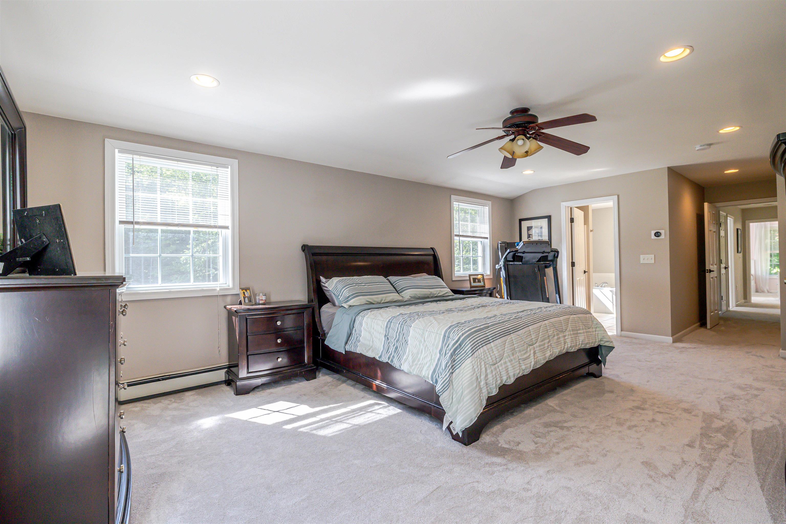 877 River Road