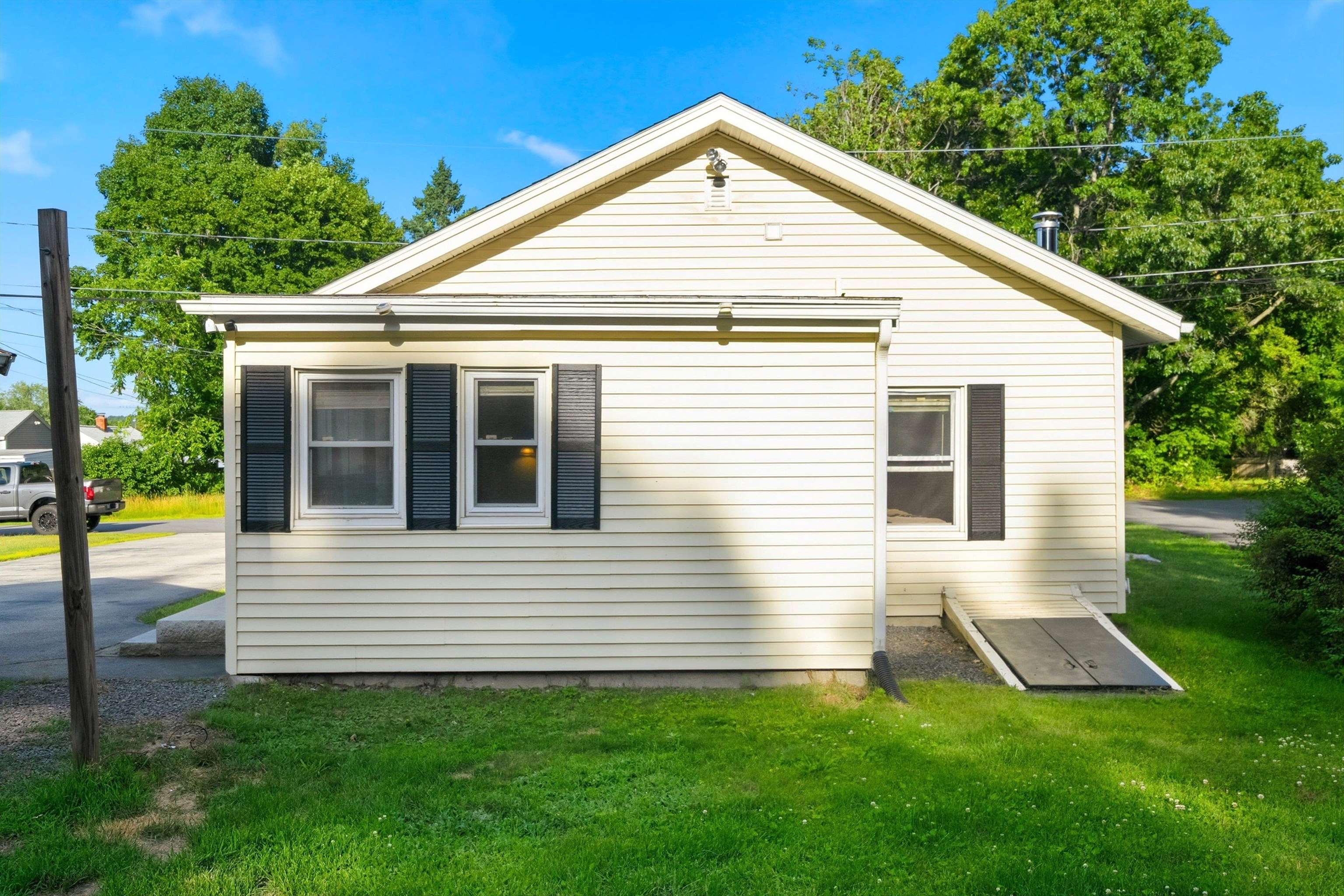 31 Hillside Avenue