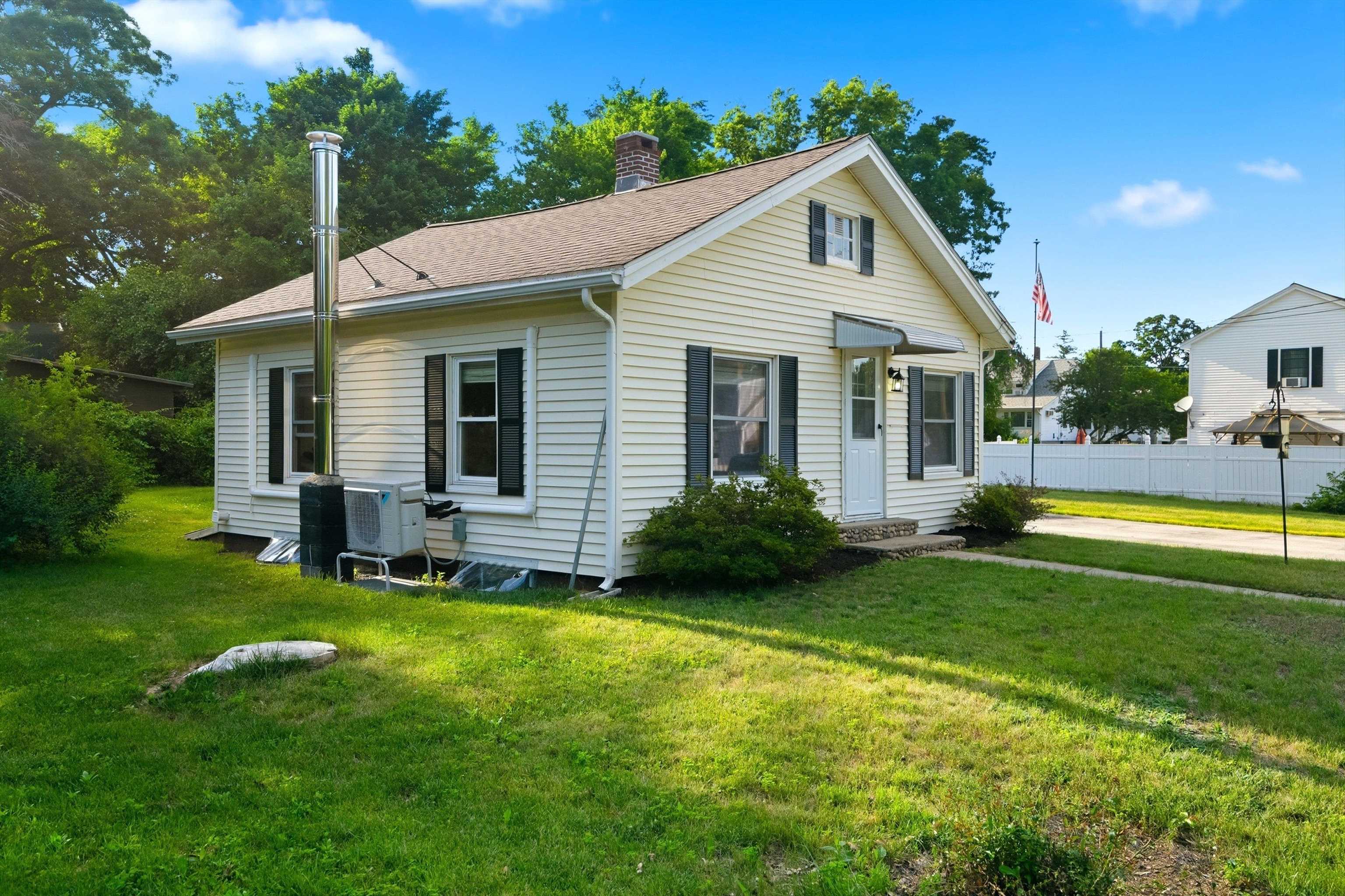 31 Hillside Avenue