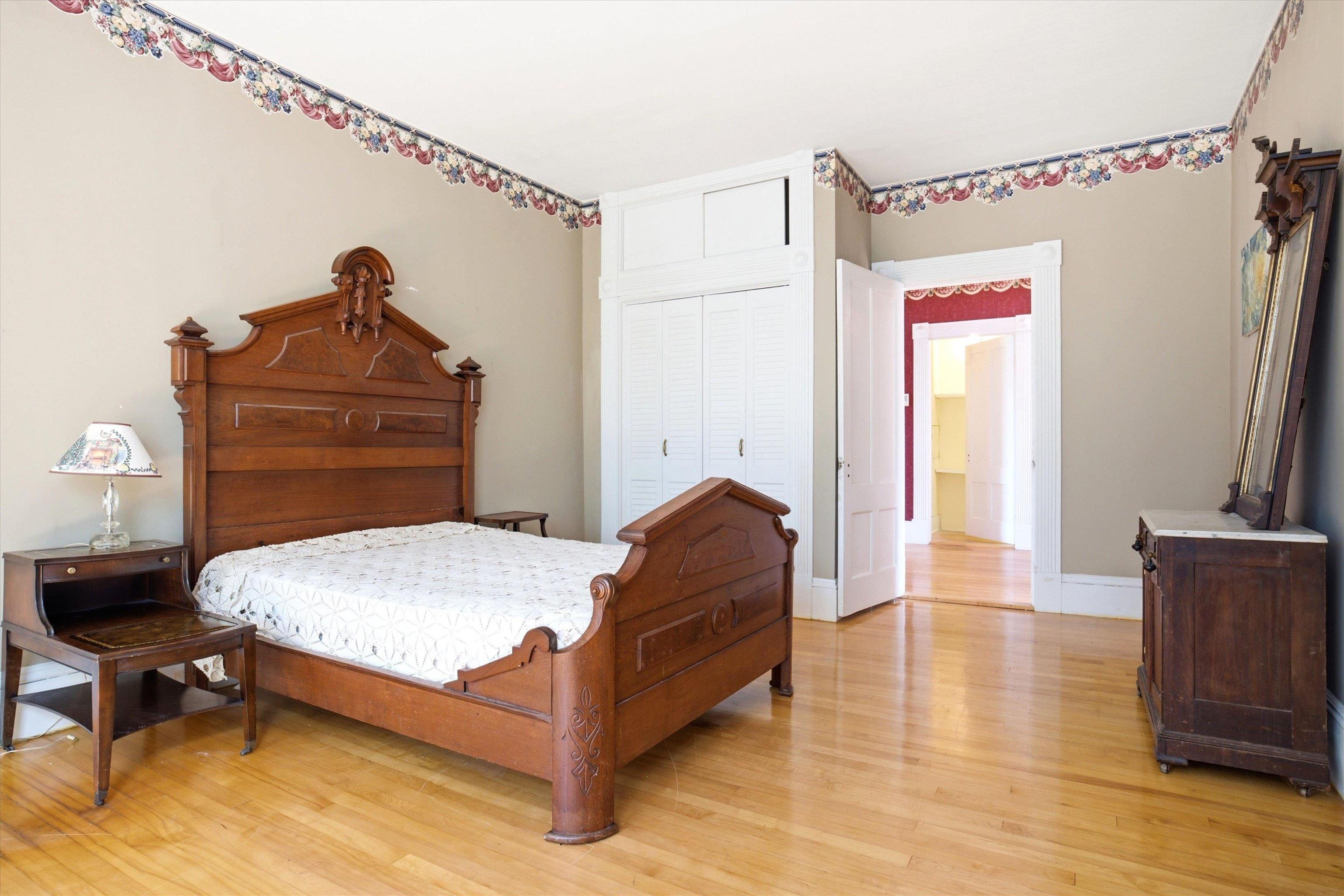 2108 Elm Street