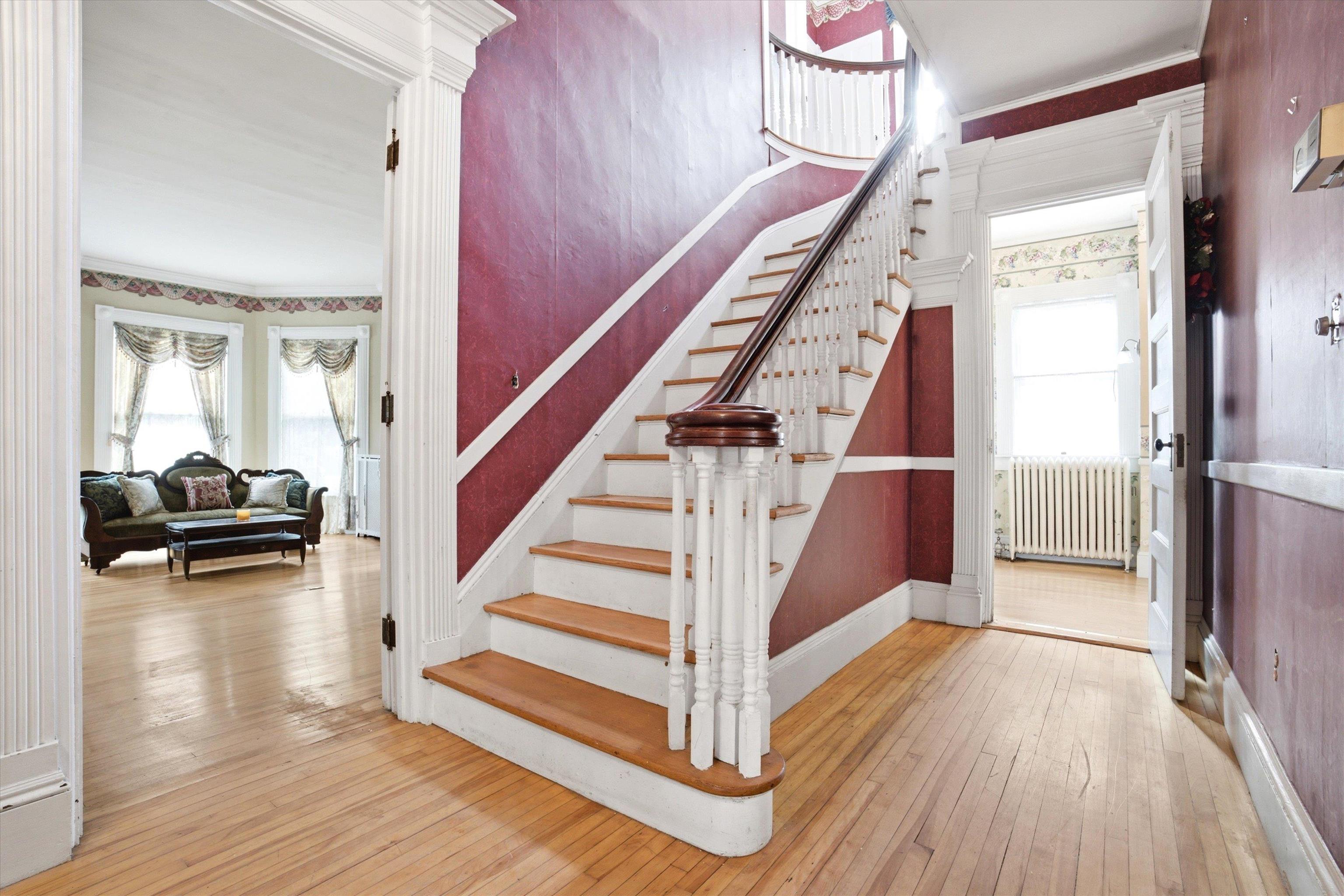 2108 Elm Street