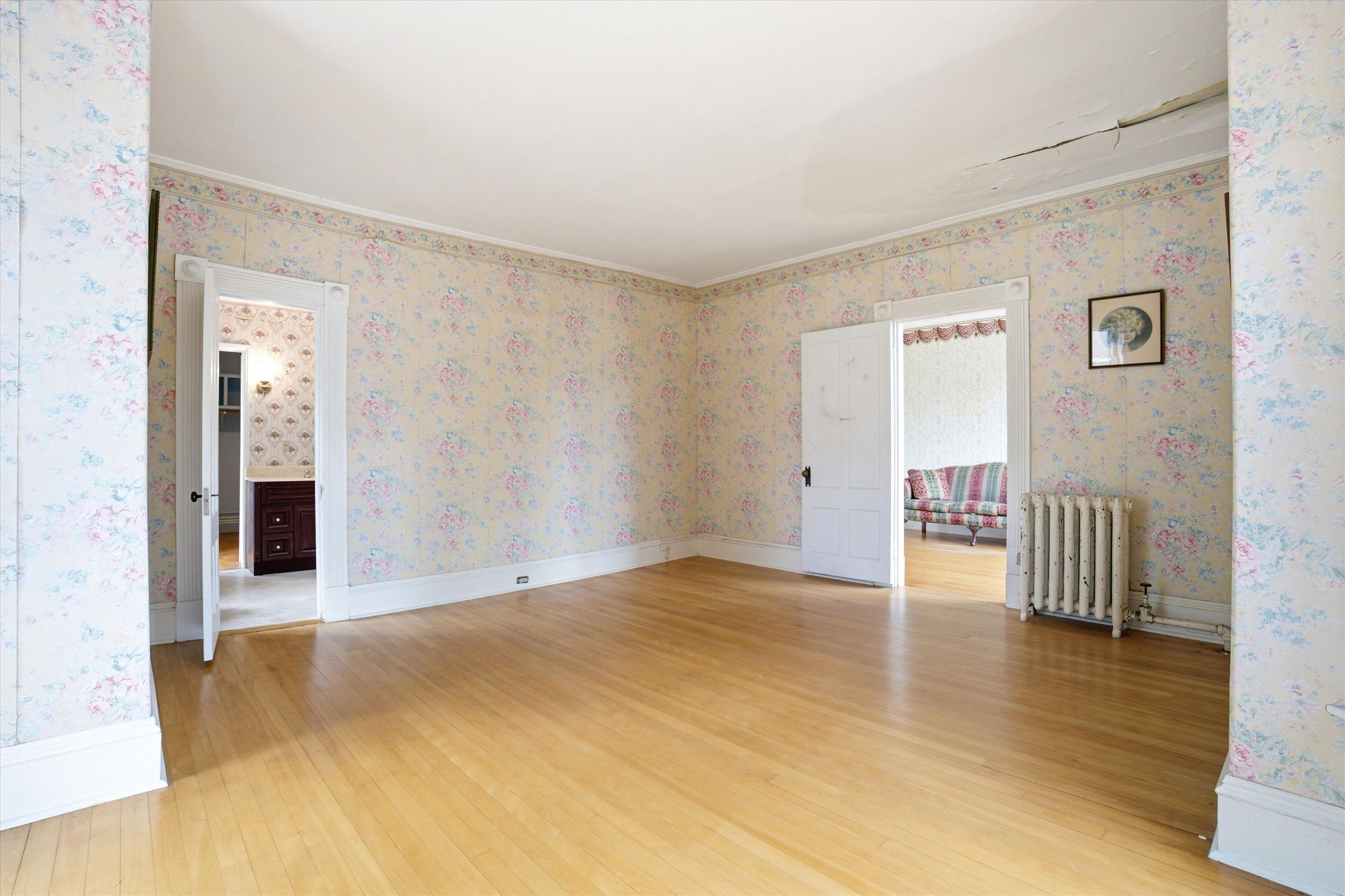 2108 Elm Street