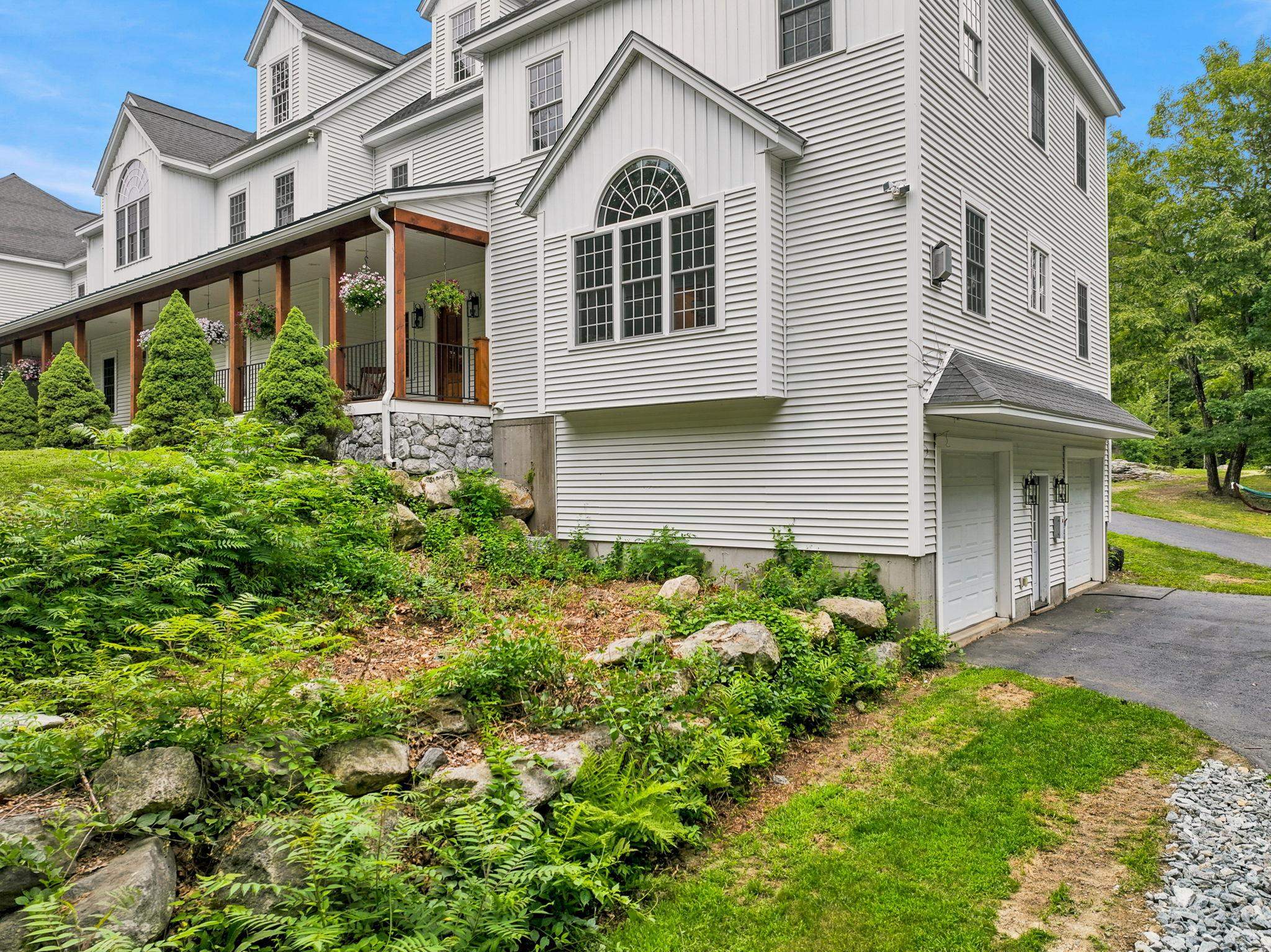 9 Storybrook Lane