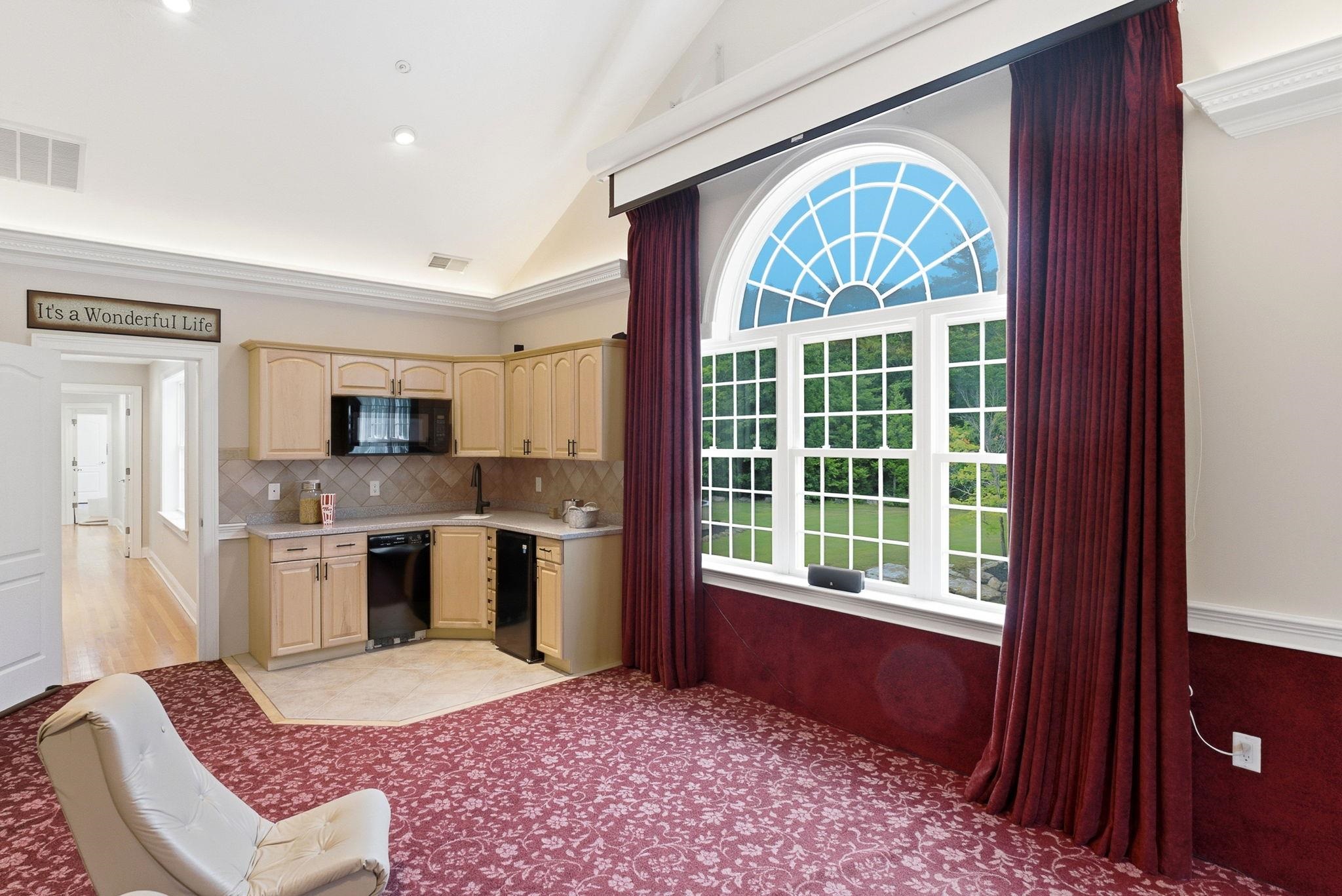 9 Storybrook Lane