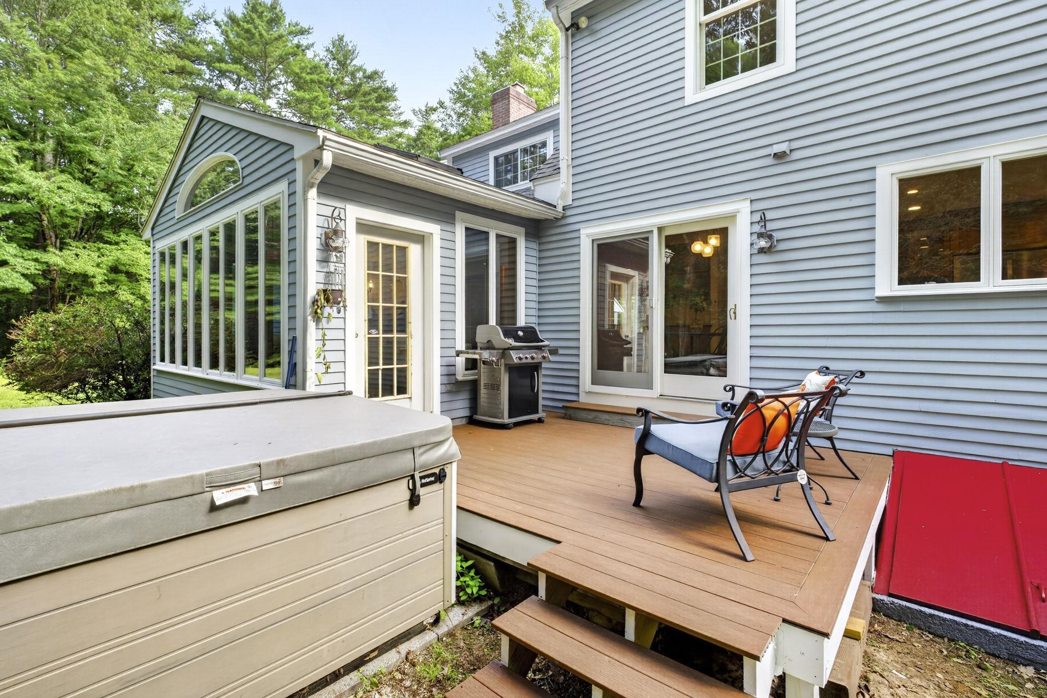 14 Fieldstone Drive