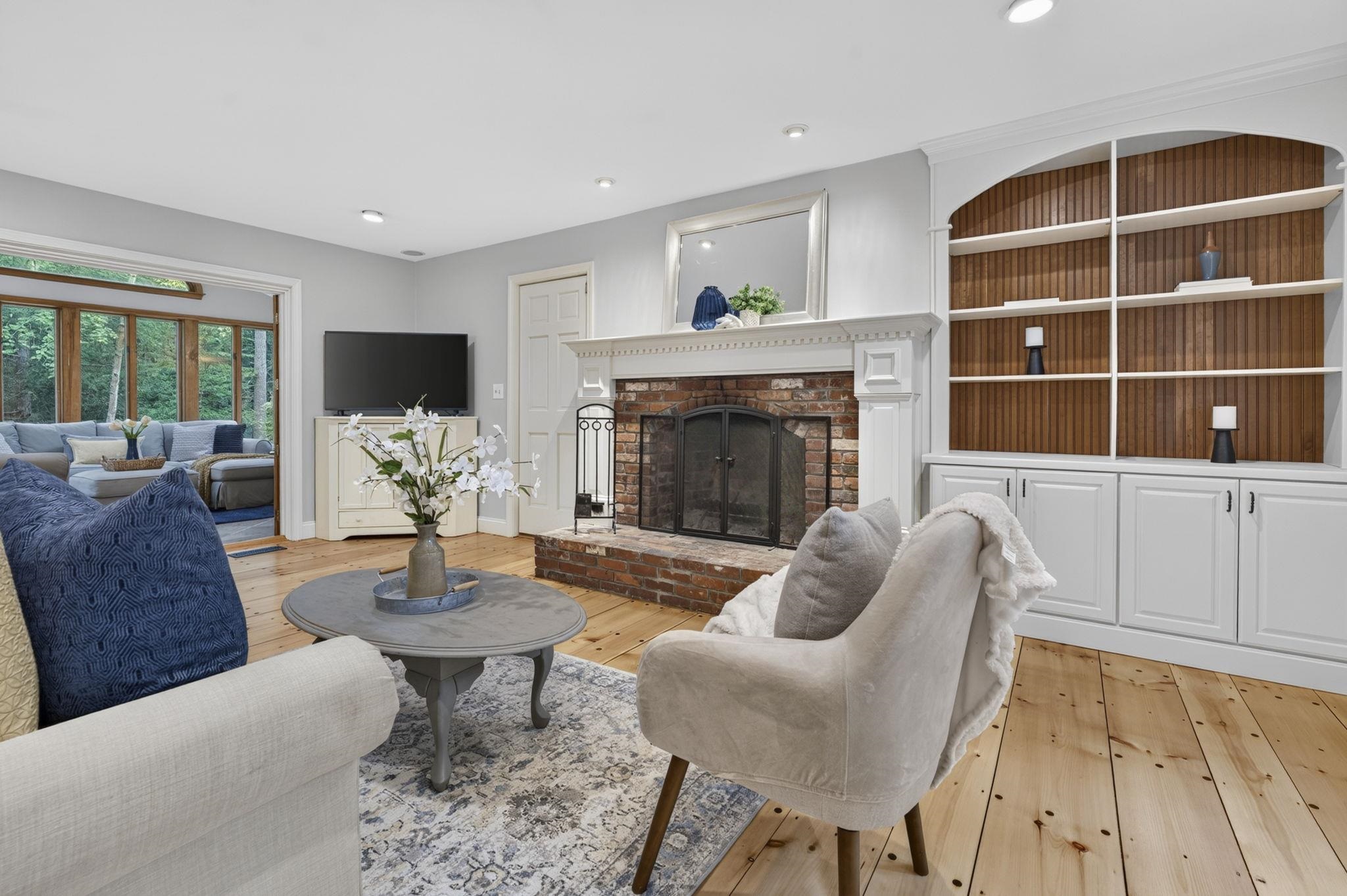 14 Fieldstone Drive
