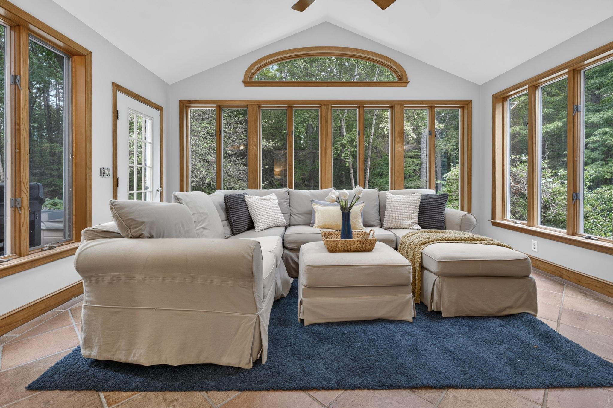 14 Fieldstone Drive
