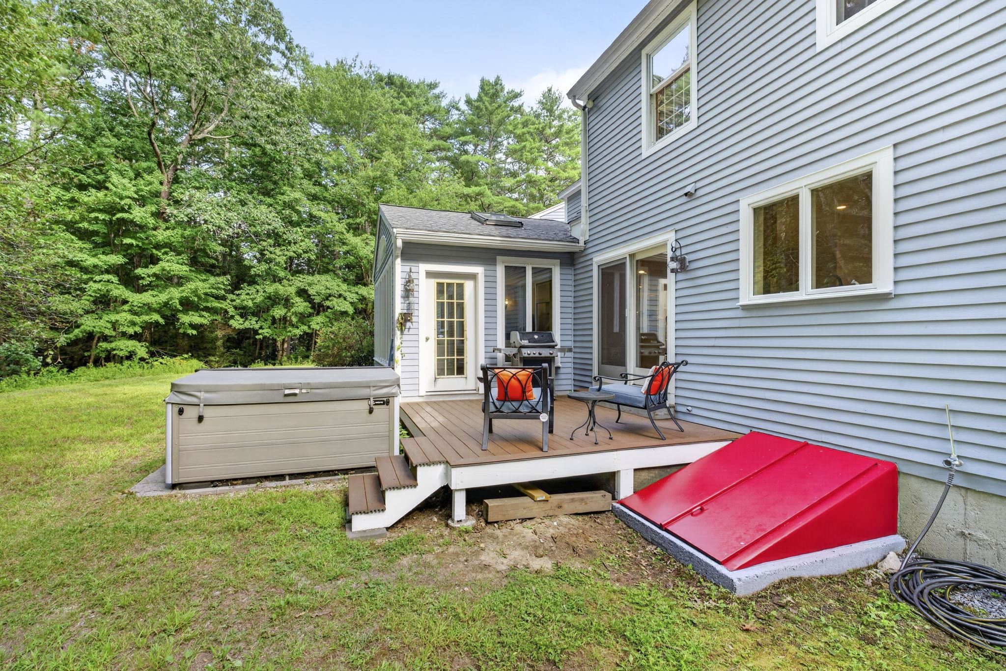 14 Fieldstone Drive