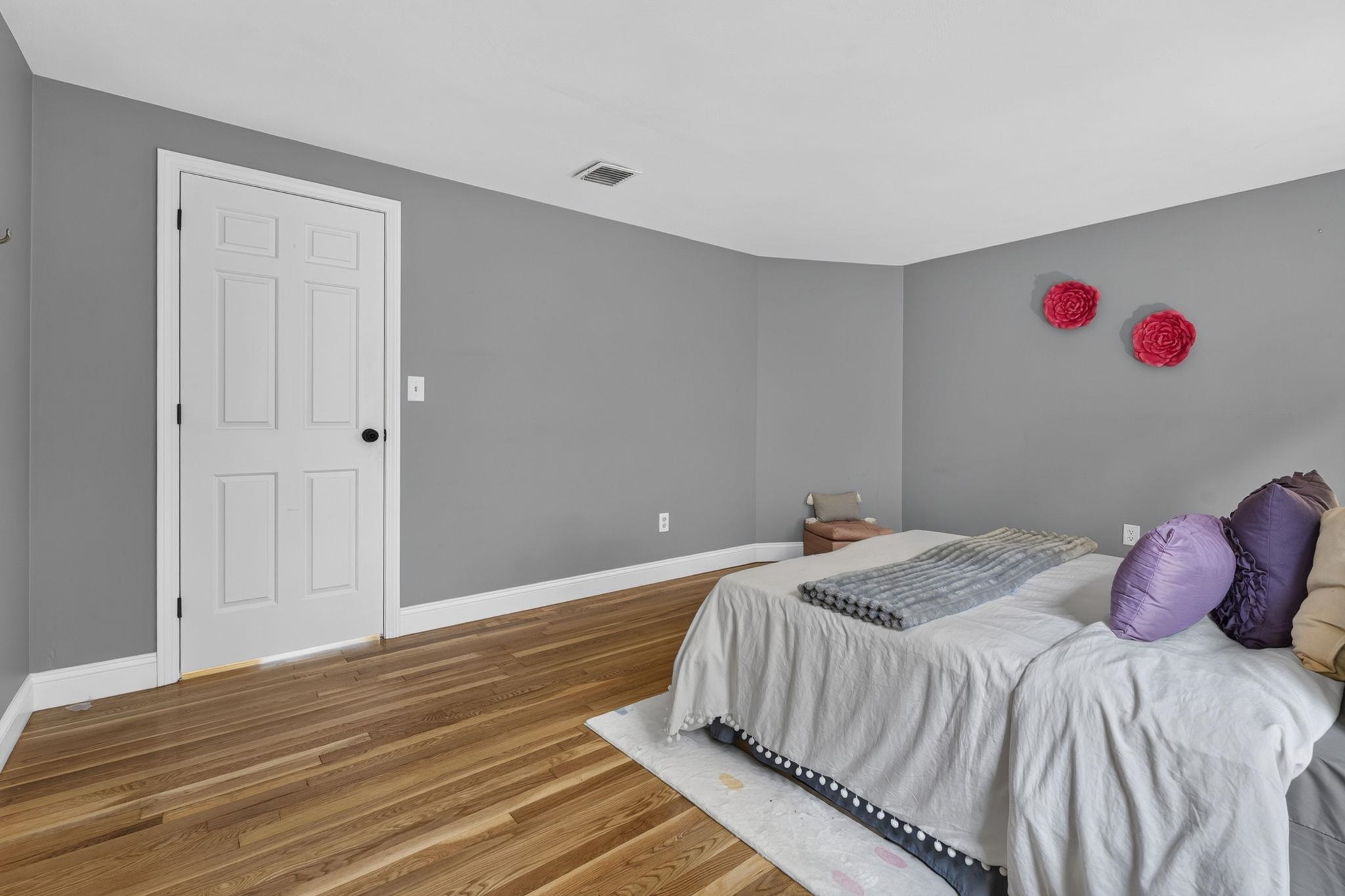 14 Fieldstone Drive