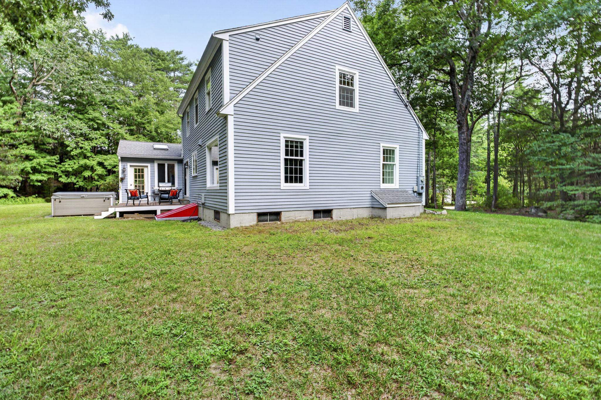 14 Fieldstone Drive